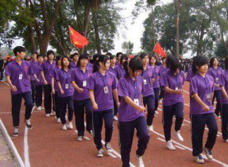 為什么學校活動都要特意定制班服，班服定制的意義是什么？